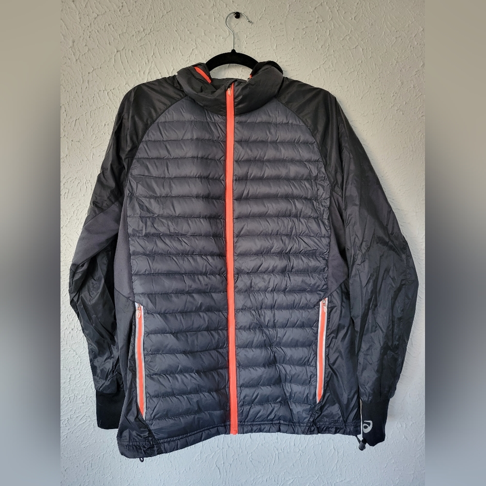 Men's AASICS packable puffer jacket